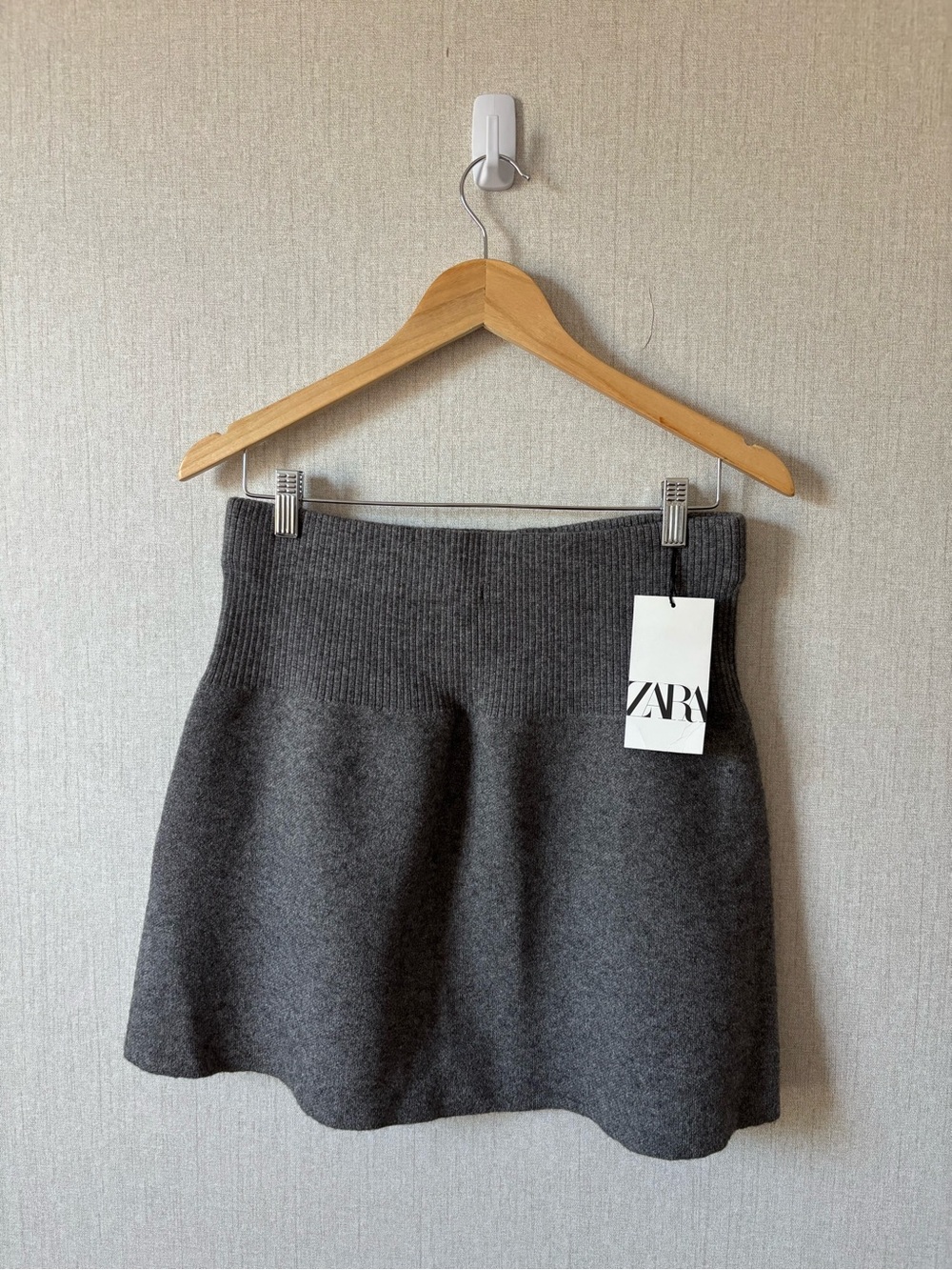 ZARA Charcoal Ribbed Waist Mini Skirt
